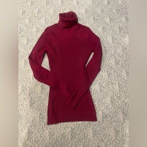 Ribbed turtleneck top